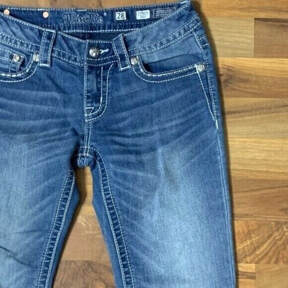 Miss Me Signature Bootcut Jean Low Rise Embroidered Beaded Denim Pant 30" - Picture 13 of 16